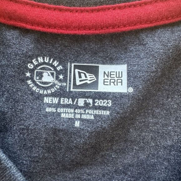 New Era MLB KC Royals Shirt M USA Flag 2023 Patriotic Short Sleeve Gray PRISTINE - Picture 6 of 8